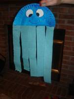 PAPER PLATE JELLYFISH